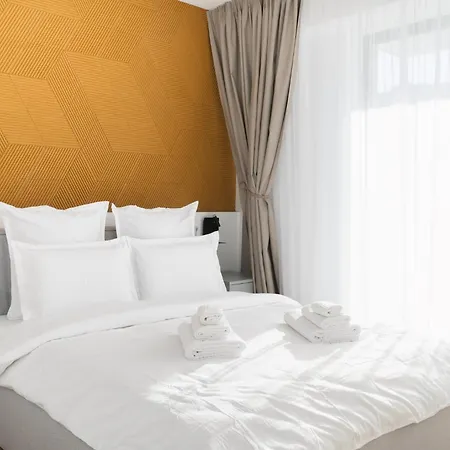 Flow 1 Bedroom With Parking Apartment *