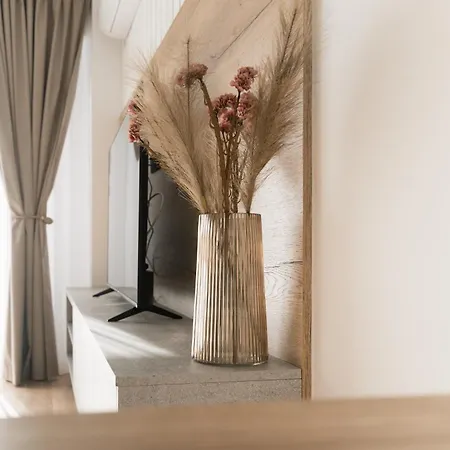 Apartman Flow 1 Bedroom With Parking *