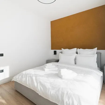 Apartment Flow 1 Bedroom With Parking