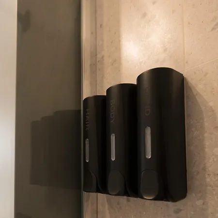 Flow 1 Bedroom With Parking Apartman