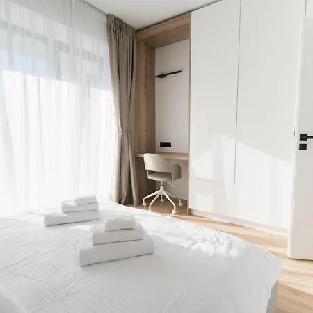 アパート Flow 1 Bedroom With Parking *