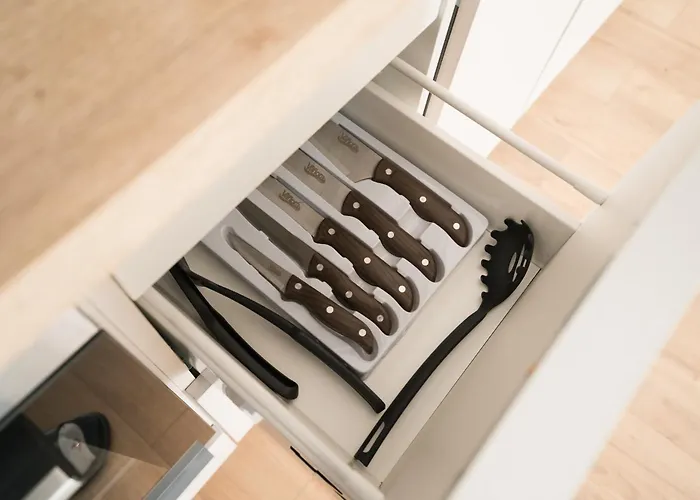 Flow 1 Bedroom With Parking * 클루지나포카