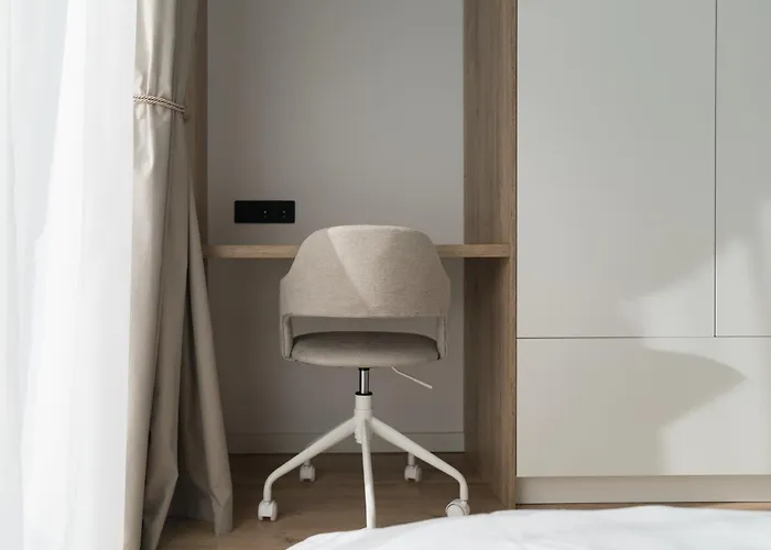 Flow 1 Bedroom With Parking 클루지나포카