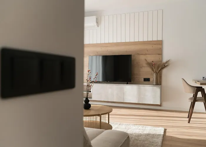 Flow 1 Bedroom With Parking * 클루지나포카